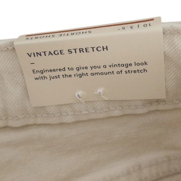 Universal Thread Highest Rise Curvy Shortie Shorts Size 10 Cream Comfort Stretch - Picture 9 of 9